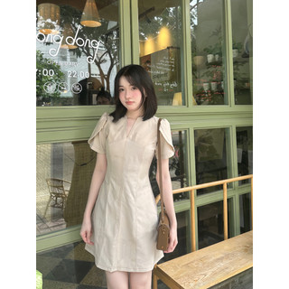 Đầm đột chỉ có túi