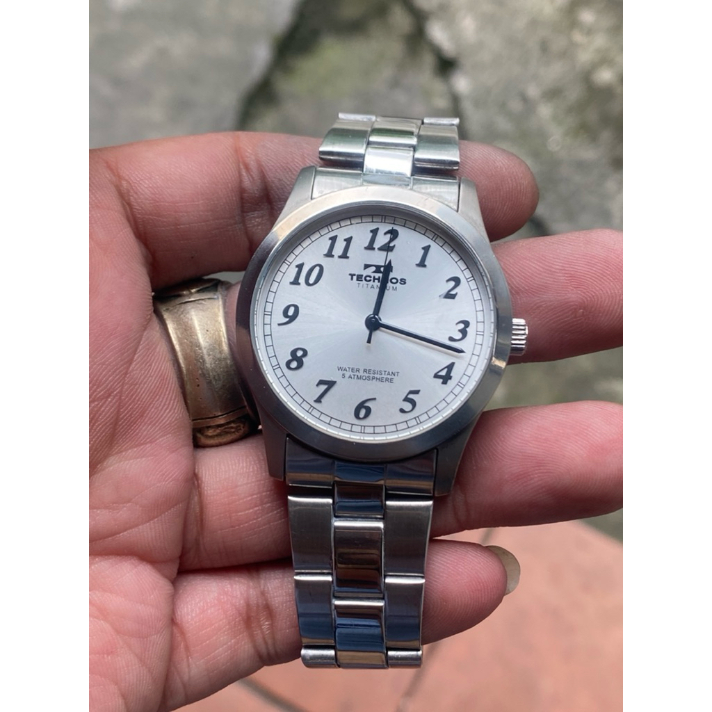 đồng hồ si nhật thương hiệu technos chạy pin máy nhật size 38mm dành cho nam