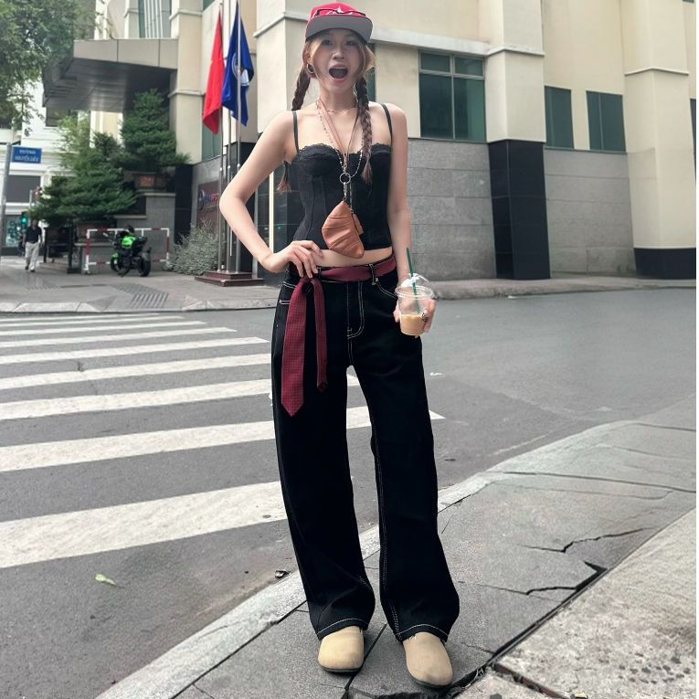 YC1996 - Quần Đen Baggy Jeans Ống Suông Thêu Túi Local Brand Unisex 012