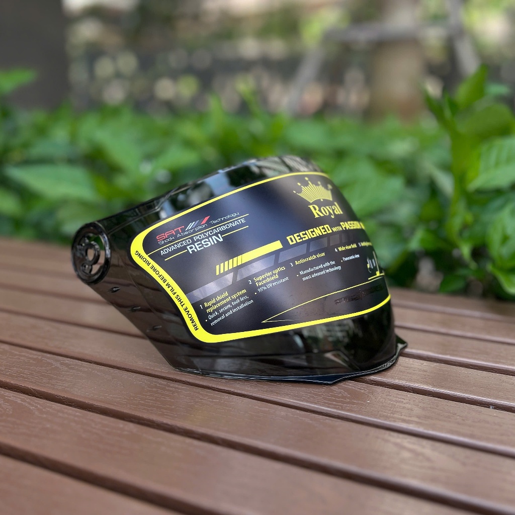 Kính thay thế cho mũ bảo hiểm 1/2 đầu Royal M555 M778K