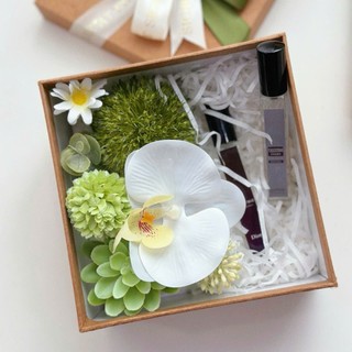 Hộp 16x16cm Hoa Lụa Đựng Nước Hoa, Son, Cushion,..- MƠDECOR