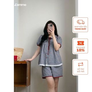 Bộ đồ ngủ bầu, bộ mặc nhà Berry họa tiết kẻ caro trẻ trung phối yếm chất liệu thô đũi mềm mại, thoáng mát by L'AMME