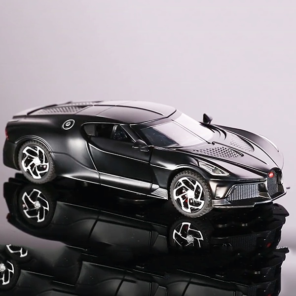 Mô hình kim loại Bugatti La Voiture Noire tỷ lệ 1:32