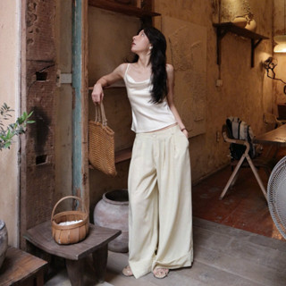  Áo hai dây nữ Dây Camisole vải lụa nhăn thiết kế cổ đổ - oula studios 