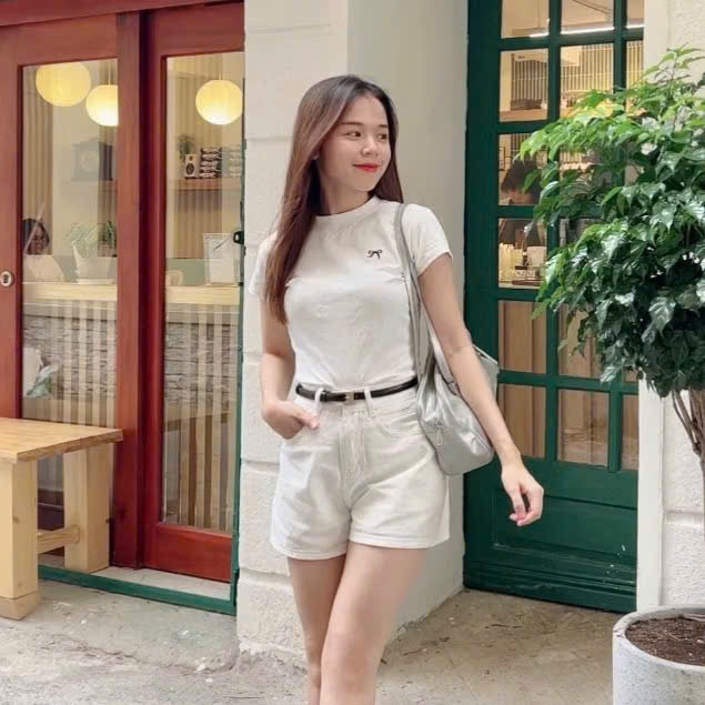 Quần short jean túi kiểu trắng kem,Quần đùi nữ ống rộng lưng cao NP22