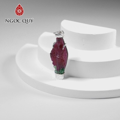 Mặt dây chuyền Chúa Jessus đá Ruby Nam Phi bọc S925 36x14mm mệnh hỏa, thổ - Ngọc Quý