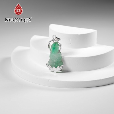 Mặt dây chuyền Phật bà đá cẩm thạch bọc S925 31x18mm mệnh hỏa, mộc - Ngọc Quý