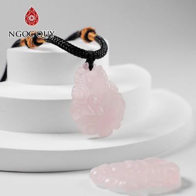 Mặt dây chuyền hồ ly đá thạch anh hồng - Ngọc Quý
