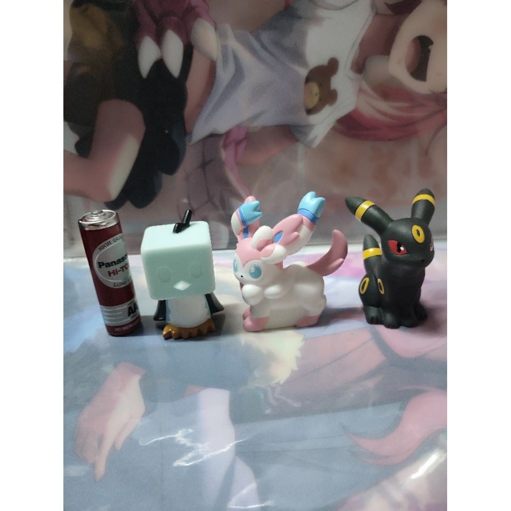 mô hình pokemon Eiscue Sylveon Umbreon