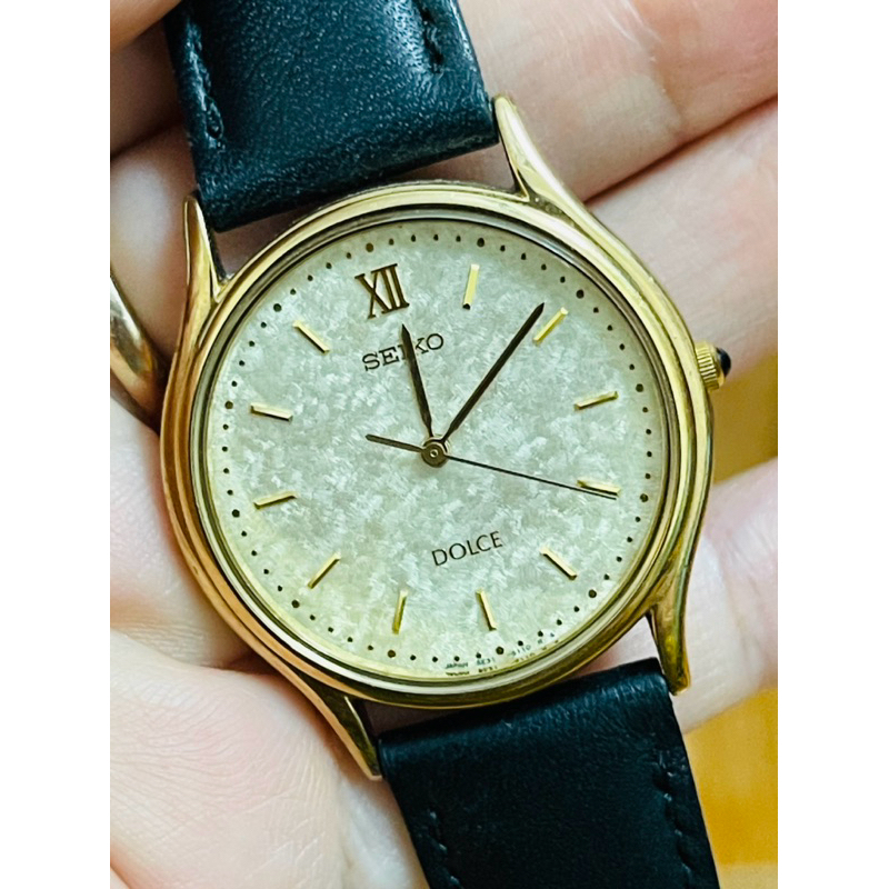 Đồng hồ Seiko Dolce Nhật mặt mỏng nữ tay to nam tay nhỏ bao đẹp xịn.