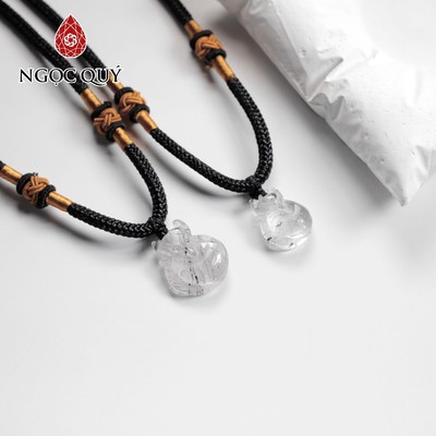 Mặt dây chuyền hồ ly đá thạch anh tóc đen 18x14mm - Ngọc Quý