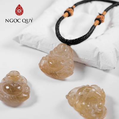 Mặt dây chuyền phật di lặc đá thạch anh tóc vàng 30x25mm - Ngọc Quý