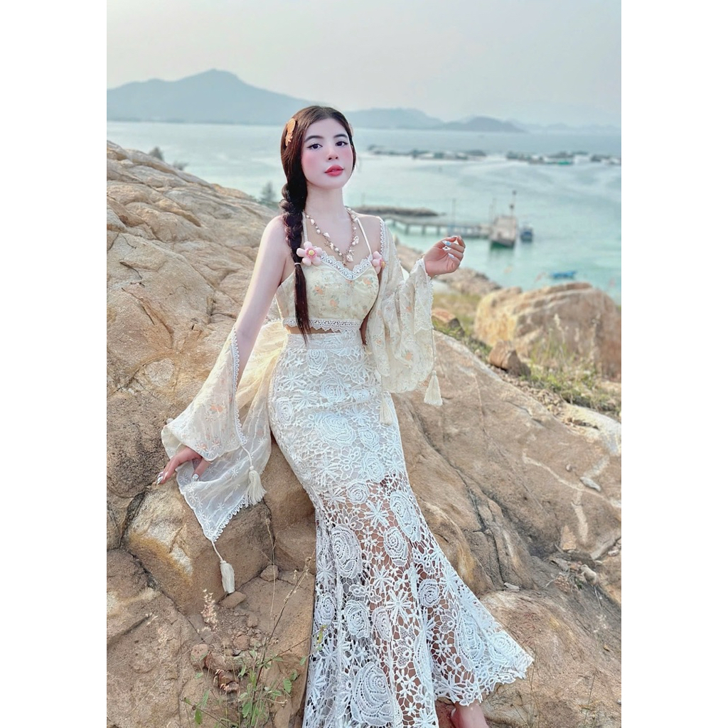 Set 3 món áo cúp hoa yếm phối ren croptop tag hoa + cv ren body đuôi cá + khăn choàng hoa