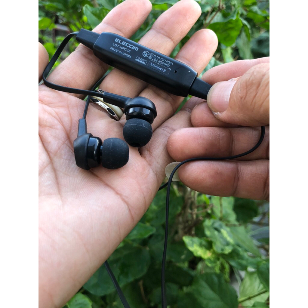 Tai nghe Bluetooth Elecom dạng dây vòng cổ hàng nội địa nhật