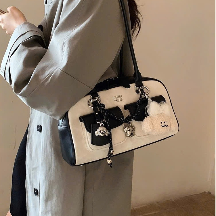 Túi xách nữ Chio 2nd đeo vai thiết kế đen mix trắng size 29 tặng kèm charm treo xinh xắn HS100#