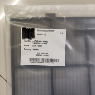 một tấm lưới lọc máy lạnh panasonic