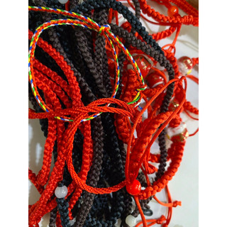 Vòng tay chỉ đỏ may mắn [handmade]