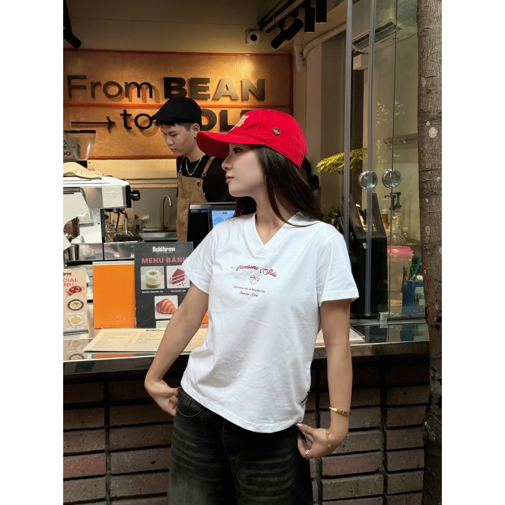 Áo Thun V-Neck Baby Tee Strawberries Local Brand NEVASOME 7 Màu Basic Cotton 230 gsm Nữ Top Cổ V | BigBuy360 - bigbuy360.vn