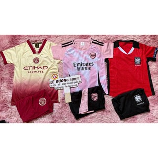 Quần Áo bóng đá trẻ em in theo yêu cầu, Logo áo quần xưởng thêu sắc nét.