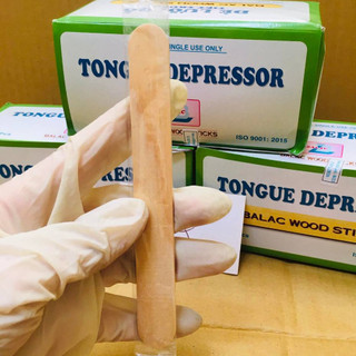 Que đè lưỡi gỗ tiệt trùng Bá Lạc