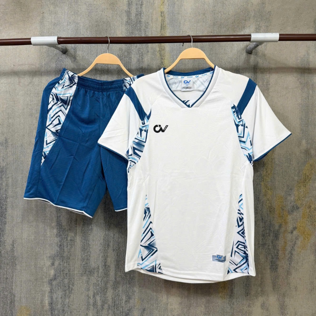 In tên số quần áo bóng đá nam nữ CV550-phối họa tiết nổi bật, chất thun mè cao cấp thoáng mát.