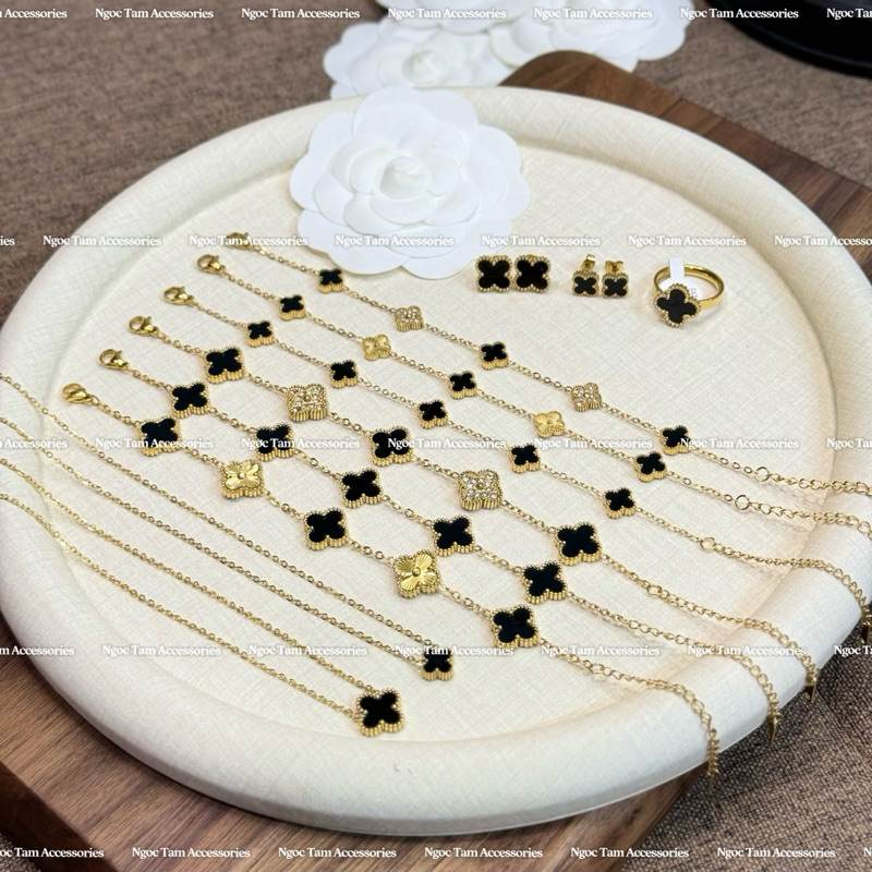 Bộ 3 món vòng cổ nữ bốn lá, Vòng tay cỏ 4 lá không han gỉ, khuyên tai ĐEN