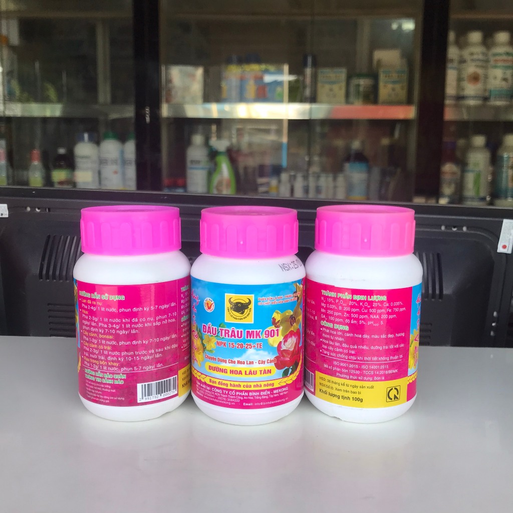 Phân bón Đầu trâu 901 (npk 15 20 25 + te) chuyên Hoa kiểng lọ 100g