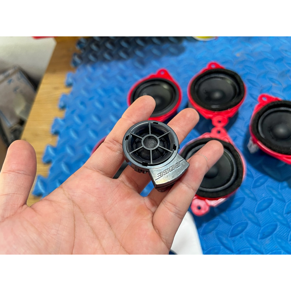 loa treck bose tháo xe mazda(giá 1 đôi)