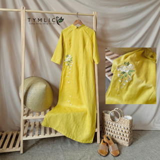Áo Dài Truyền Thống Thủ Công Chất Linen Tưng Premium Cổ Vuông Hở Thêu Hoa AD458 TYMLIC(Không kèm quần)