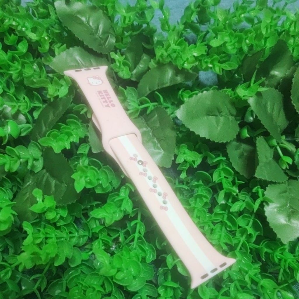 KT03. Dây đeo hình Hello Kitty