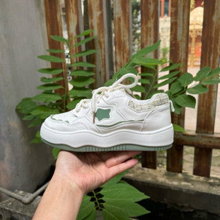 THANH LÝ GIÀY THỂ THAO NỮ DA PU HOẠ TIẾT SAO NHƯ ẢNH CHỤP