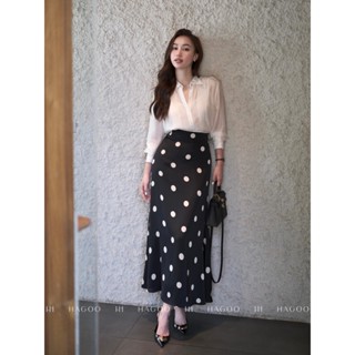 Chân váy lụa đuôi cá chấm bi phong cách công sở thanh lịch HAGOO [CV629]