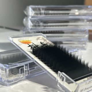 Mi Douyin Trung Hoa siêu đen, siêu bám keo, ngọn siêu bay với 3 độ dài trênn 1 sợi mi_Dụng cụ nối mi