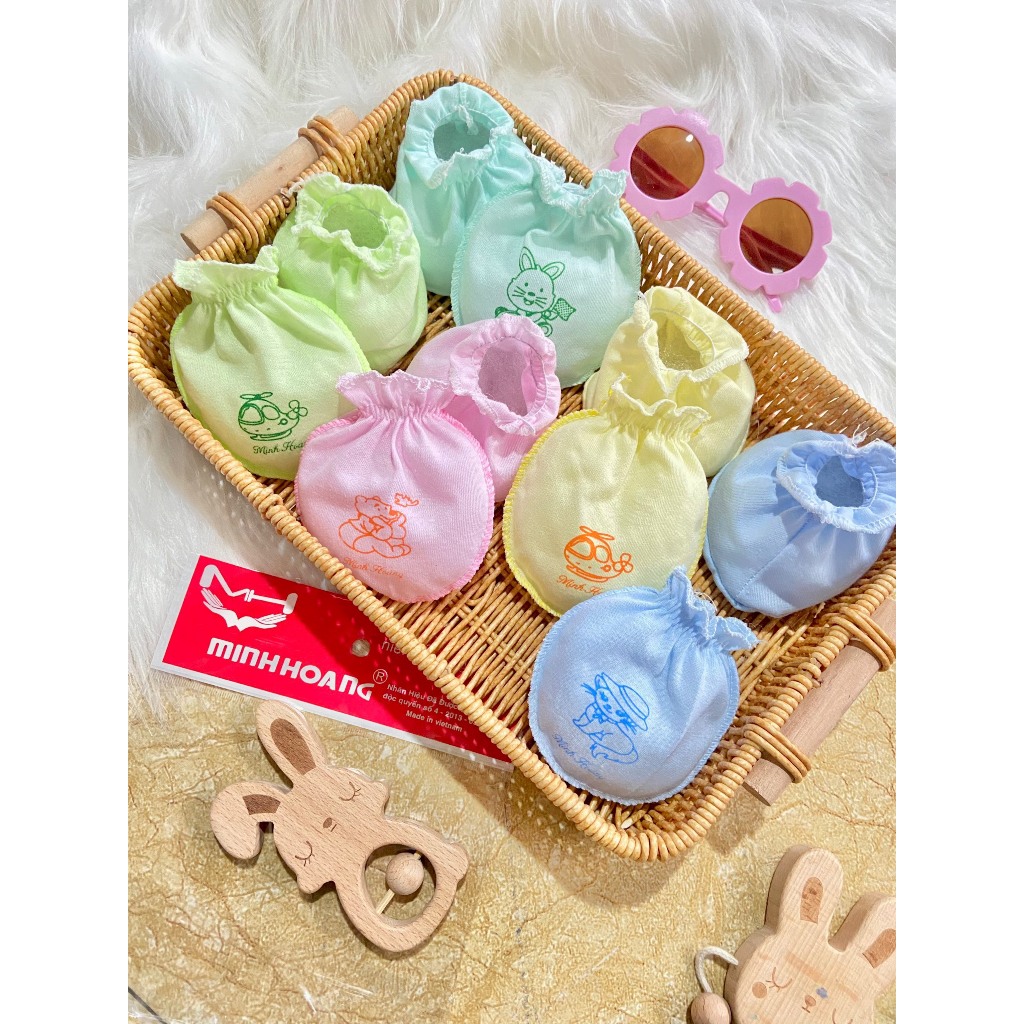Set 5 đôi Bao Tay Chân Sơ Sinh Minh Hoàng (5 Set Bao Gồm 5 Bộ Bao Tay Và 5 Bộ Bao Chân)