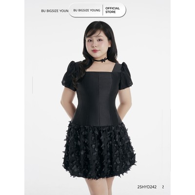 Đầm cổ vuông cạp trễ tùng cánh bướm BIGSIZE (55kg đến 95kg) – 25HYD242 - [BU Bigsize Young]