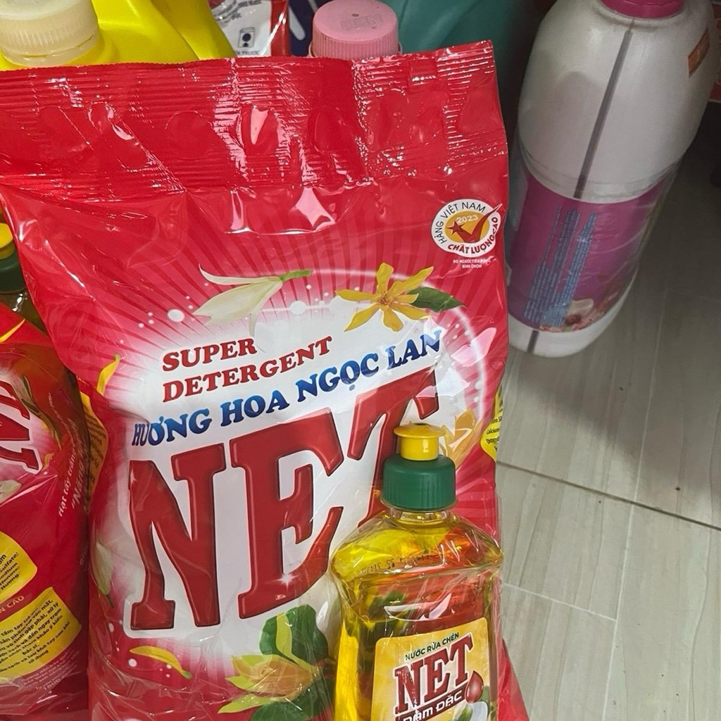 Bột giặt NET hương hoa sứ 2.4kg tặng NRC Net 250g(xanh hoặc vàng)
