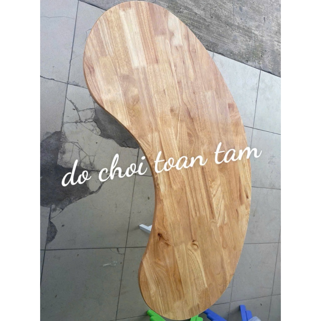 Bàn Bán Nguyệt Mầm Non Gỗ Cao Su Chân Gấp, Gấp Gọn, Giá Ưu Đãi