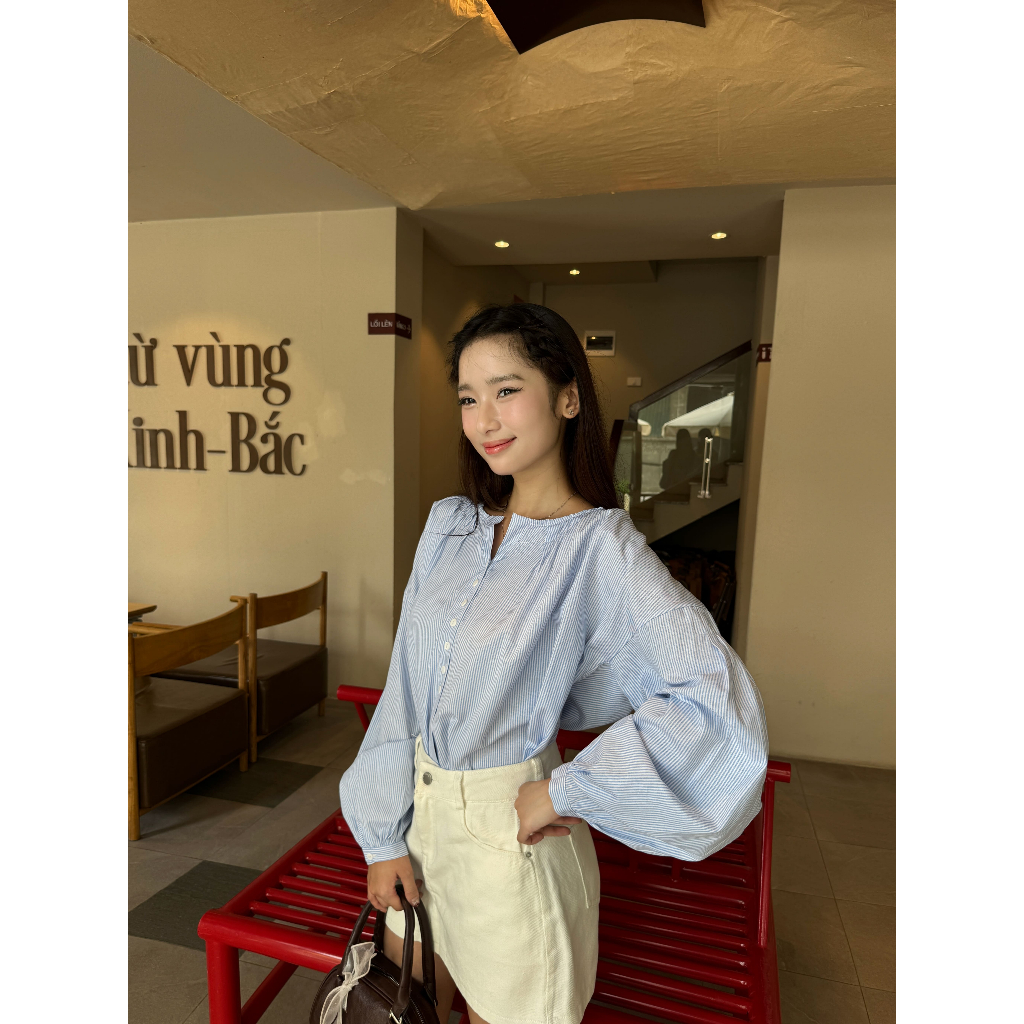 Áo Sơ Mi Nữ Dài Tay Kẻ Sọc Basic Cổ Tàu Freesize Dễ Phối Đồ Thời Trang Trẻ Trung - 29feb.closet - A555 | BigBuy360 - bigbuy360.vn