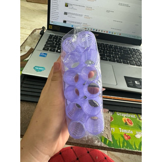 Ống gai cuốn tóc uốn tóc dập tóc đường kính 2cm màu ngẫu nhiên😍