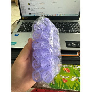Ống gai cuốn tóc uốn tóc dập tóc đường kính 2cm màu ngẫu nhiên😍