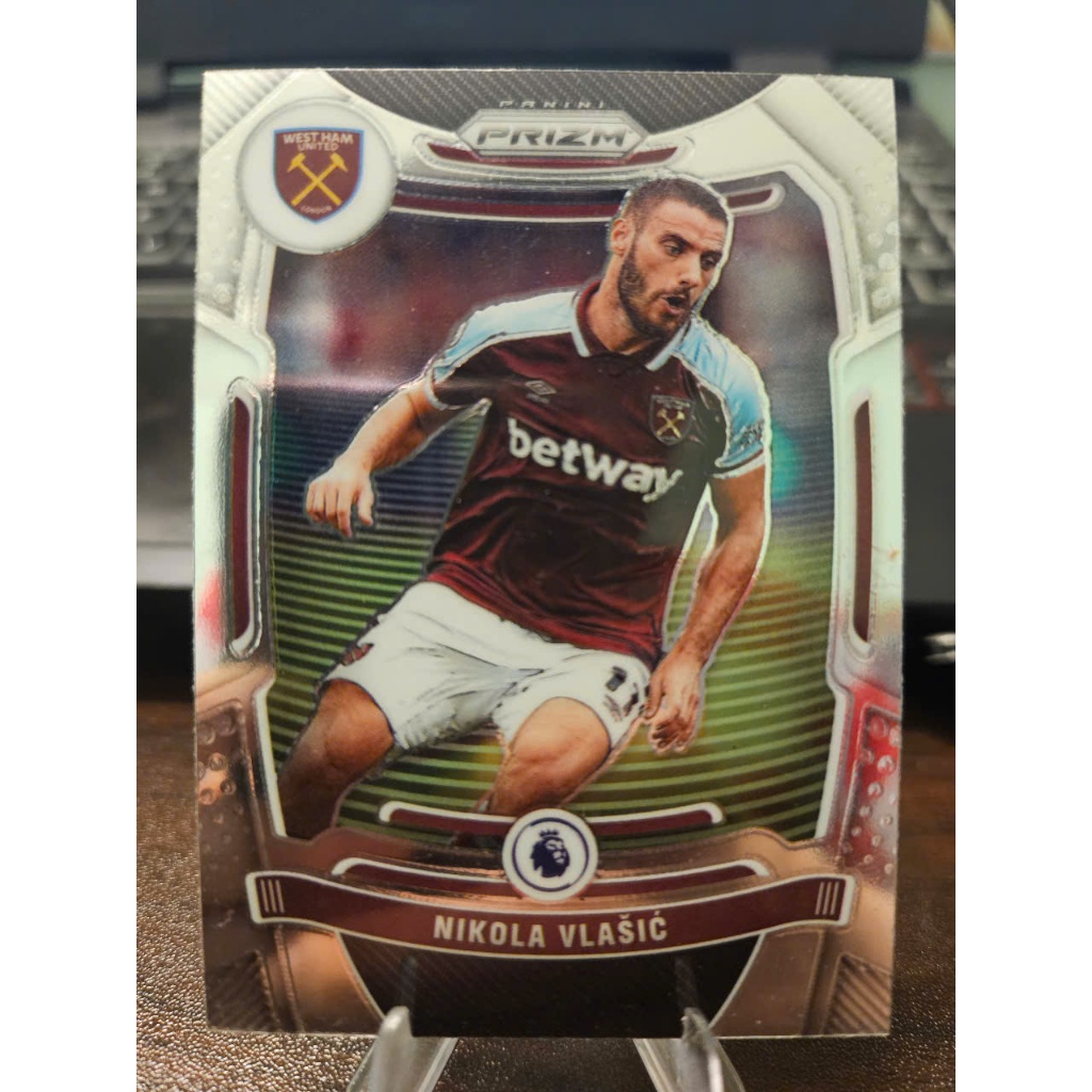 Thẻ Nikola Vlasic Panini Prizm 2021/2022 (West Ham United) (21/22)