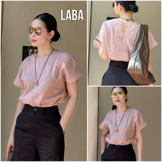 Áo Sơ Mi Cổ Tròn Cúc Lưng Cách Điệu Siêu Xinh