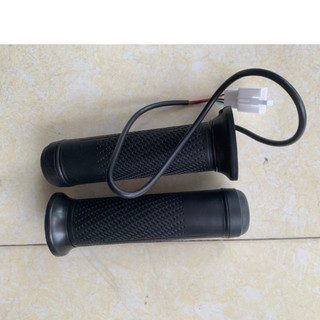 Tay ga xe điện X5 đời mới thay thế cho tay ga liền công tắc
