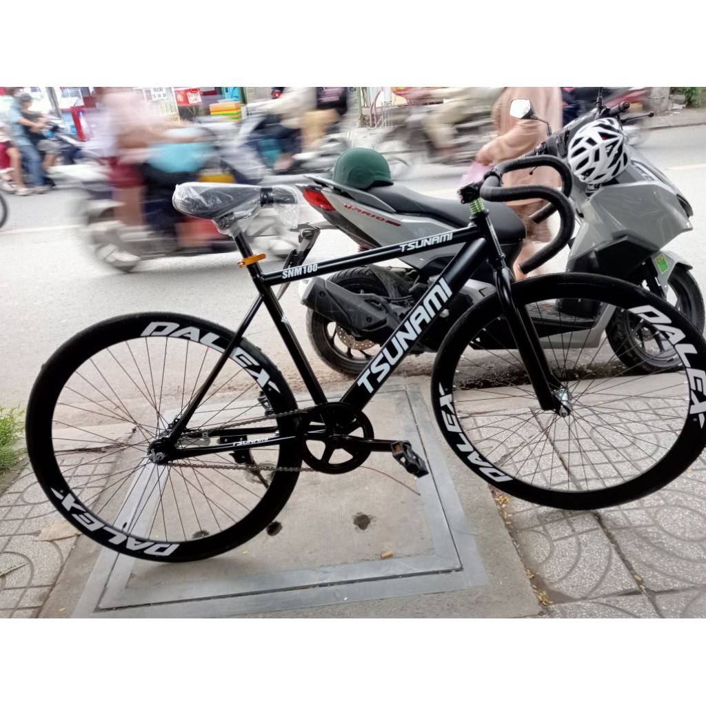 Xe đạp thể thao sên gồ re lại thắng trân TSUNAMI