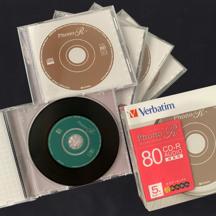CD trắng VERBATIM - Phôi CD-R ghi nhạc 700MB + Vỏ Phono