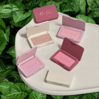 Má Hồng Moon Eyes Color Lên Màu Tự Nhiên Mịn Màng Bám Lâu Giữ Tông Suốt Cả Ngày Dài DUNG CHU MAKEUP