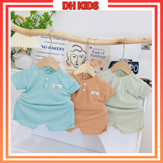 [B08] Bộ quần áo cộc tay cổ TRỤ xuất hàng chất thun tăm lạnh mát mịn cho bé trai và bé gái từ 4 - 15kg - DH KIDS
