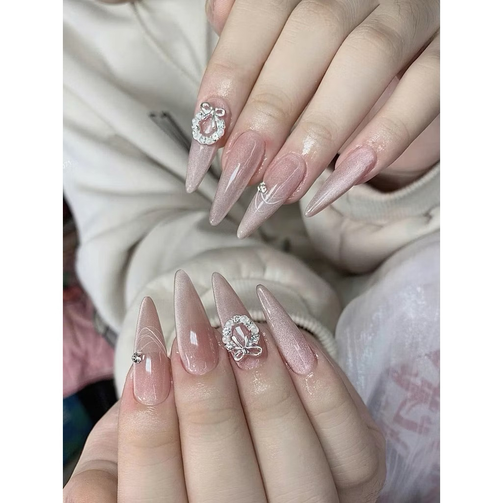 Nailbox thiết kế mắt mèo hồng gắn charm M93