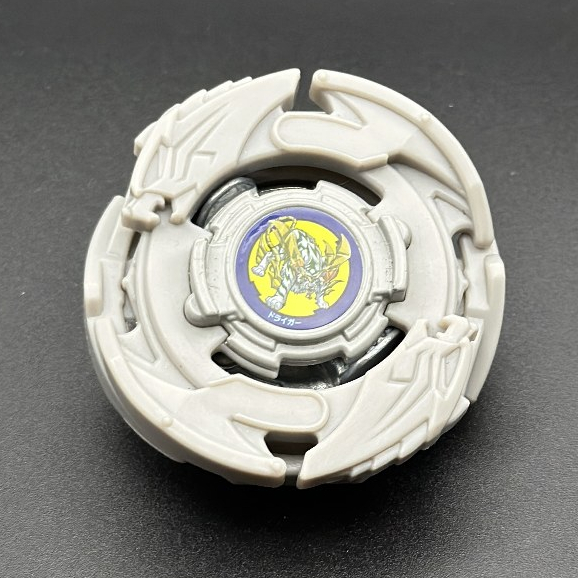 Con quay Beyblade Burst Driger V2 Over Wedge (B-198 03) ( Đã sử dụng ) Chính hãng TakaraTomy