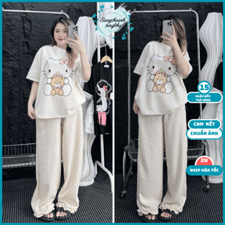Set bộ dài hình in Hello Kitty nổi bật, áo phông in hình mèo dễ thương kèm quần ống suông phối viền bèo họa tiết chấm bi